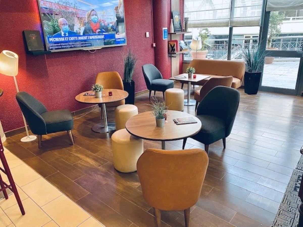 Hotel Campanile Saint-quentin-en-yvelines 3*
